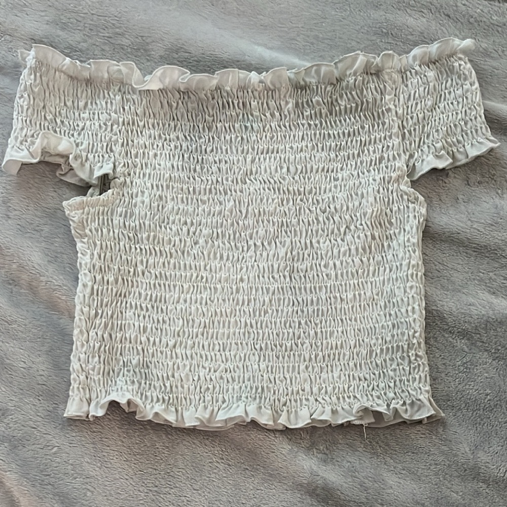 white off the shoulder ruffle top